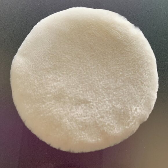 BNIB SUQQU The Loose Powder Puff - Picture 3 of 3